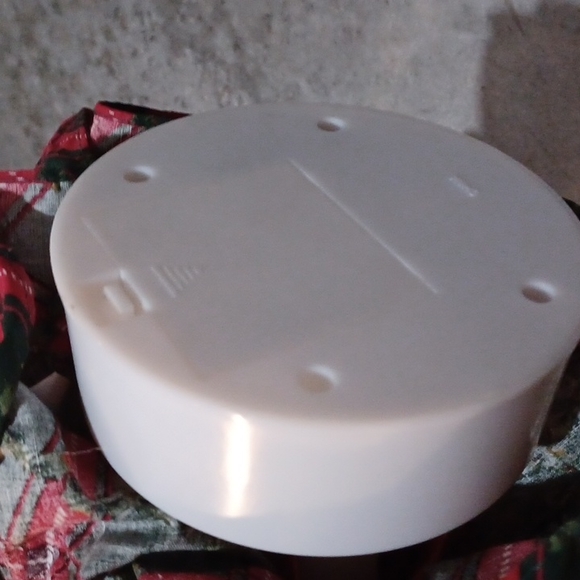 Collector's dream animated porcelain doll with music Christmas - Picture 4 of 4